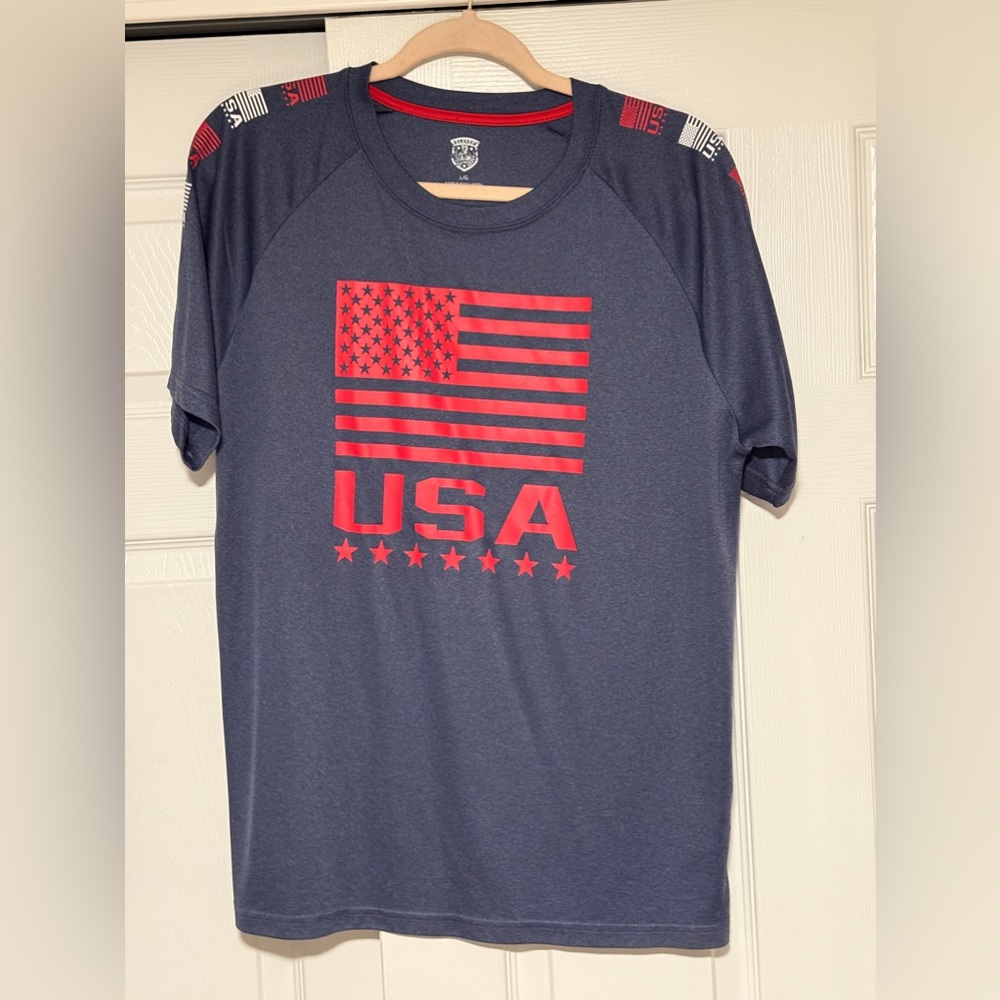 Eleven vs 11 men’s USA t-shirt